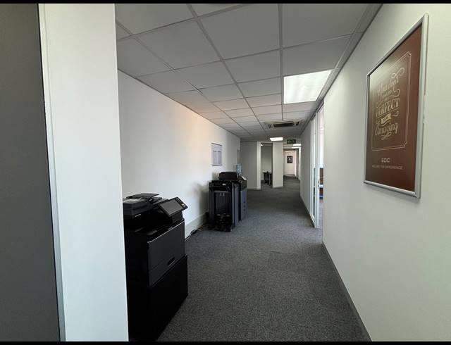562.40M² OFFICE TO LET IN TYGER VALLEY